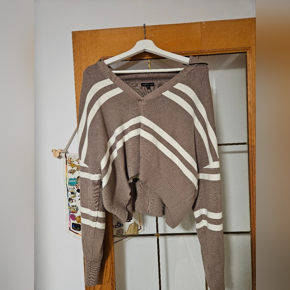 Dynamite Cropped Sweater